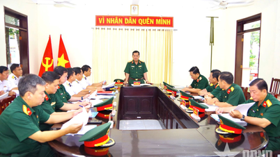 Generaal-majoor Chiêm Thống Nhất: Handhaaf strikte discipline bij de training van nieuwe rekruten, met name bij het oefenen met de drie explosieven.