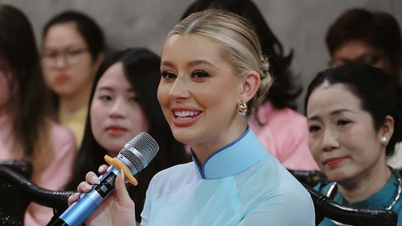 미스 아메리카 욜리나 린드퀴스트: 저는 아오자이 때문에 베트남과 사랑에 빠졌어요.