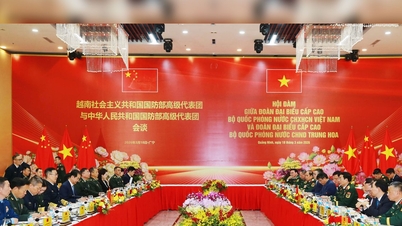 Menteri Pertahanan Vietnam dan Tiongkok menggelar pembicaraan: Pertukaran pandangan, menyebarkan semangat persahabatan, dan mendorong hubungan bilateral ke tingkat yang lebih tinggi.