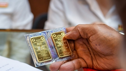 Pada petang 18 Mac: Emas SJC mencecah 183 juta VND/auns, manakala cincin emas menurun sebanyak 800,000 VND.