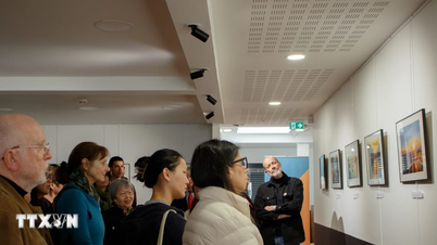 Photo exhibition "Vietnam - The Country - The People" in France.