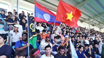 টিএনএসভি থ্যাকো কাপ ২০২৬-এর গ্যালারিতে আন্তর্জাতিক শিক্ষার্থীরাও চাঞ্চল্য সৃষ্টি করেছিল।