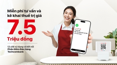 Techcombank ສະໜັບສະໜູນຄົວເຮືອນທຸລະກິດໃນການປັບຕົວເຂົ້າກັບນະໂຍບາຍໃໝ່.
