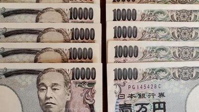 Yenen nærmer seg 160 yen/USD.