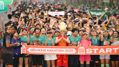 Berlari di tanah leluhur, menerima hadiah keberuntungan: Sebuah daya tarik baru di Maraton Kuil Hung 2026.