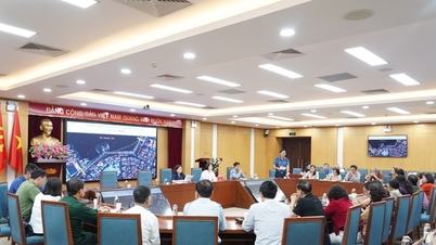 O bairro de Cho Dua está implementando atividades em resposta ao Dia Tradicional da Educação Física e Esportes e à Corrida do Jornal Hanoi Moi.