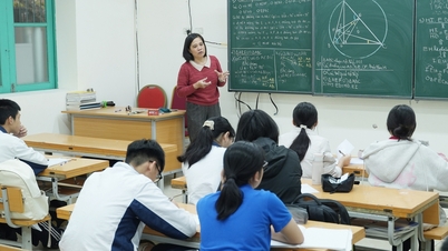 Med den reformerte opptaksprøven for 10. trinn, akselererer Hanoi-elevene med en «nulltime» hver dag.