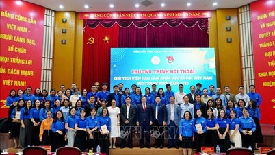 ویتنام اکیڈمی آف سوشل سائنسز کے نوجوان متحرک اور تخلیقی ہیں۔