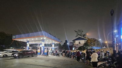 Güncellenmiş yakıt fiyatları, 20 Mart 2026: Dizel fiyatları dün gece saat 23:00'ten itibaren litre başına yaklaşık 9.000 VND arttı.