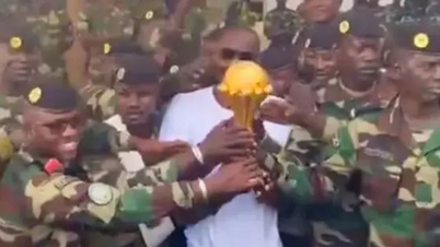 Seneca ble fratatt AFCON 2025-tittelen og «oppbevarte» mesterskapstrofeet sitt i en militærleir.