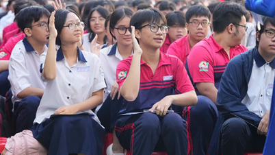 Om morgenen den 21. mars ble programmet «Bringing Schools to Exam Candidates» holdt i Tay Ninh.