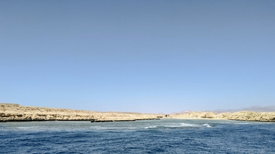 Iran proposes charging fees for ships passing through the Strait of Hormuz.