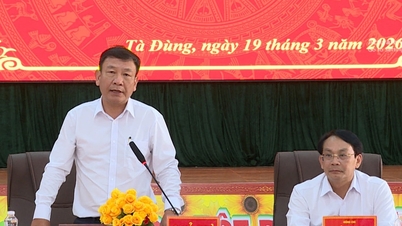 Bui Thang, vicesecretario del Comité Provincial del Partido de Lam Dong, trabaja en la comuna de Ta Dung.