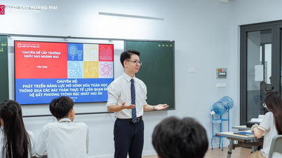ครูที่มีปริญญาโทและสอนในระดับมัธยมปลายได้รับเงินเดือนตามมาตราฐานใด?