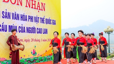 Het unieke oogstfeest van het Cao Lan-volk in Tuyen Quang.