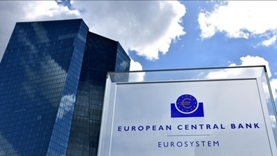 De ECB handhaafde de rente op 2% en waarschuwde voor inflatierisico's als gevolg van stijgende energieprijzen.