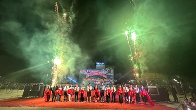 Opening Ceremony of Pa Tần Commune Market