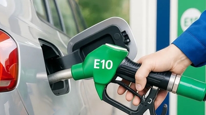 ראש הממשלה: מפת הדרכים למעבר לבנזין E10 צפויה להיות מיושמת בקרוב, החל מאפריל 2026.