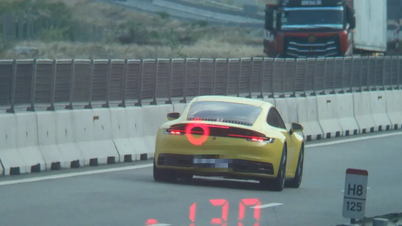 De verkeerspolitie voert strengere controles uit op snelheidsovertredingen op de snelweg tussen Ho Chi Minh-stad en Van Phong.