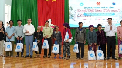 ផ្សព្វផ្សាយស្មារតីបម្រើសុខភាពប្រជាជនពីដែនដី ដែលដាក់ឈ្មោះតាមវីរជន និងជាវេជ្ជបណ្ឌិត ដាំង ធុយ ត្រាំ។