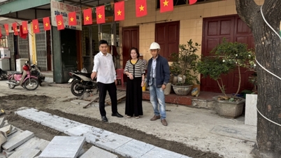 Para petugas lini depan antusias dan bertanggung jawab dalam pekerjaan mereka.