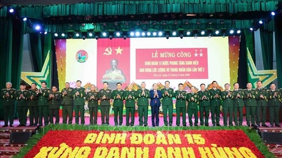 Kor Tentera Darat ke-15 menerima gelaran Wira Angkatan Tentera Rakyat buat kali kedua.