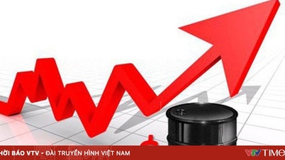 Los precios mundiales del petróleo han alcanzado su nivel más alto en casi cuatro años.