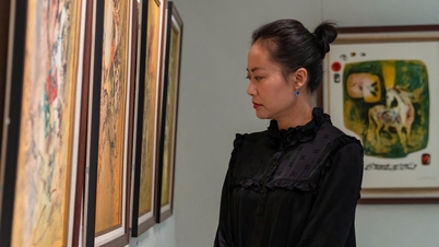La collection de peintures rares de chevaux de Le Ba Dang est exposée pour la première fois à Hô Chi Minh-Ville.