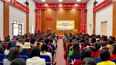 Openingsceremonie van de wedstrijd voor uitmuntende leraren in Tan Phong Ward, 2026