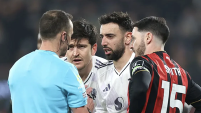 Bruno Fernandes ve Carrick hakeme çok kızgınlar.