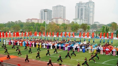 В забеге Olympic Run for Public Health в районе Хоанг Лиет приняли участие более 700 спортсменов.