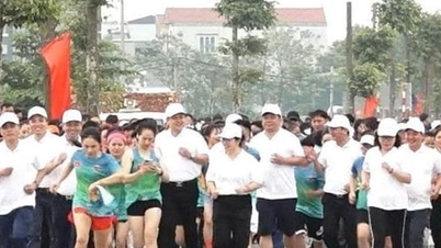 Commune de Binh Minh : Relancer le mouvement d'entraînement sportif grâce à la Journée de la course olympique.