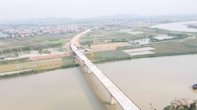 Progress of the new Cam Ly Bridge: Eliminating Vietnam's only combined rail and road traffic bottleneck.