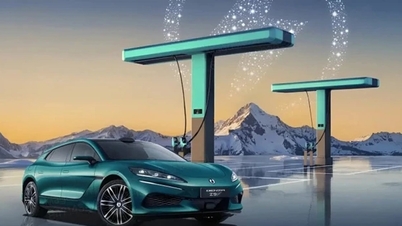 BYD Flash Şarj Cihazı 1.500 kW: Elektrikli araçları sadece 5 dakikada %10'dan %70'e şarj eder.
