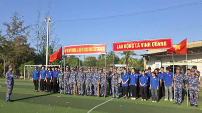 សាខាសហភាពយុវជនបានរៀបចំ "ថ្ងៃអាទិត្យបៃតង" នៅវិទ្យាល័យង៉ោ យ៉ាទឺ។