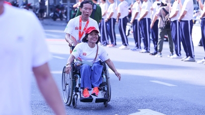Imagini frumoase de la Cursa Olimpică pentru Sănătate Publică și Securitate Națională din orașul Ho Chi Minh.