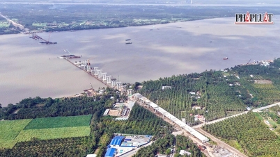 Jembatan Dai Ngai senilai 8.000 miliar VND yang menghubungkan Vinh Long dan Can Tho selesai lebih cepat dari jadwal, dan akan segera menghilangkan kebutuhan penyeberangan feri.