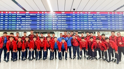 L'équipe vietnamienne des moins de 23 ans est arrivée saine et sauve à Xi'an tôt ce matin ; l'entraîneur Dinh Hong Vinh a partagé ses objectifs ambitieux.