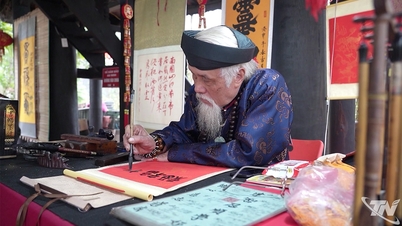 Le Dynasty calligraphy - A unique heritage of the Vietnamese people.