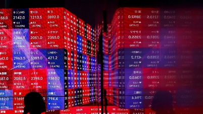 Saham Asia jatuh mendadak secara keseluruhan, dengan Nikkei 225 jatuh lebih daripada 3.4%.