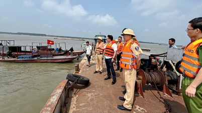 នាវា​បូមខ្សាច់​លិច​នៅ​លើ​ទន្លេ​ក្រហម; សាកសព​ម្នាក់​ត្រូវ​បាន​គេ​រក​ឃើញ និង​មនុស្ស​ម្នាក់​នៅ​តែ​បាត់​ខ្លួន។