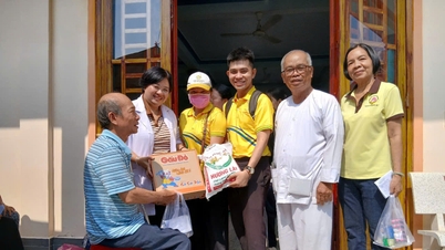 ការពិនិត្យសុខភាព ការចែកចាយថ្នាំ និងការចែកអំណោយត្រូវបានផ្តល់ជូនដល់ប្រជាជនដែលមានជីវភាពខ្វះខាតជាង ៤៥០ នាក់នៅតៃនិញ។