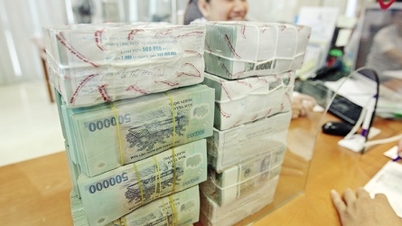 Deposit interest rates have surged, with interest rates reaching 8.9% per year for deposits of 200 million VND.