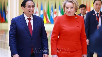 Ο Πρωθυπουργός Φαμ Μινχ Τσινχ συναντήθηκε με τον Πρόεδρο του Ομοσπονδιακού Συμβουλίου της Ρωσίας.