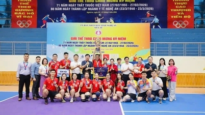 Het sporttoernooi van de gezondheidssector in Nghe An verspreidt de geest van solidariteit.