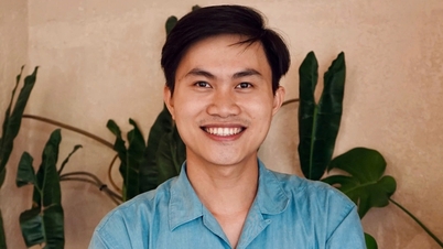 Un estudiante varón abandona el programa de economía y es admitido en un programa de doctorado en antropología en la UC Berkeley.