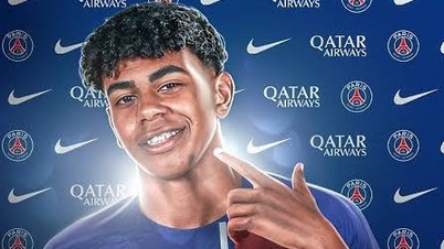 PSG biedt 350 miljoen euro om Barça over te halen Lamine Yamal te verkopen.