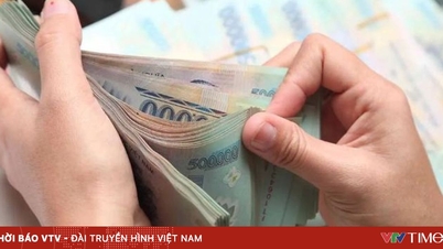 Hur deklarerar man skatten när intäkterna överstiger 500 miljoner VND?