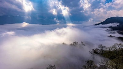 Découvrez le lieu où les nuages ​​se rencontrent à Lao Cai.