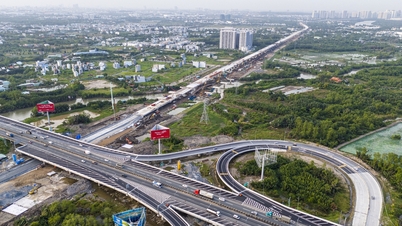 Ketua Komite Rakyat Kota Ho Chi Minh mengarahkan percepatan proyek-proyek yang terhubung dengan Bandara Long Thanh.